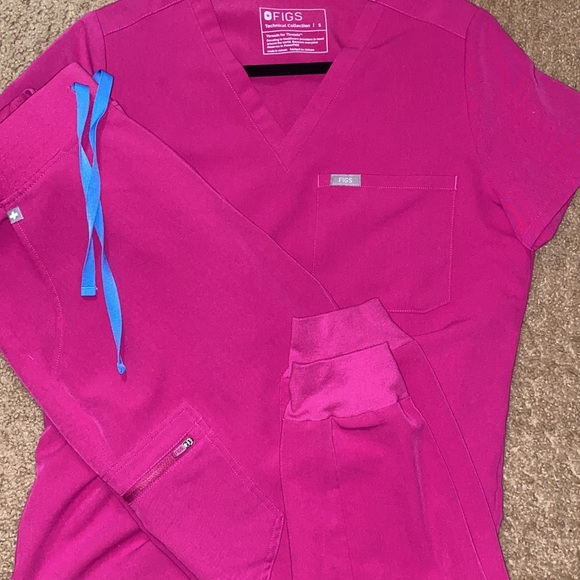 FIGS - Raspberry Sorbet - Picture 1 of 1